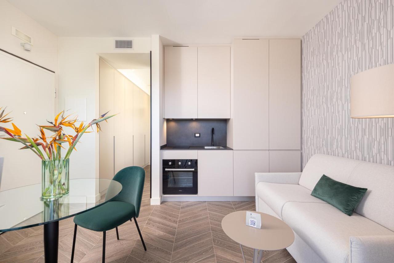 Mercure Villa Romanazzi Carducci Bari Esterno foto