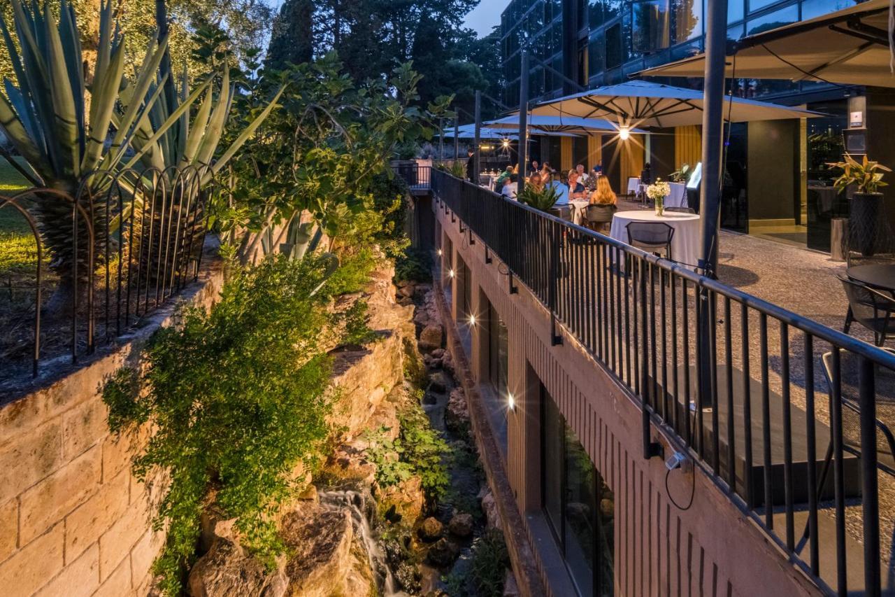 Mercure Villa Romanazzi Carducci Bari Esterno foto