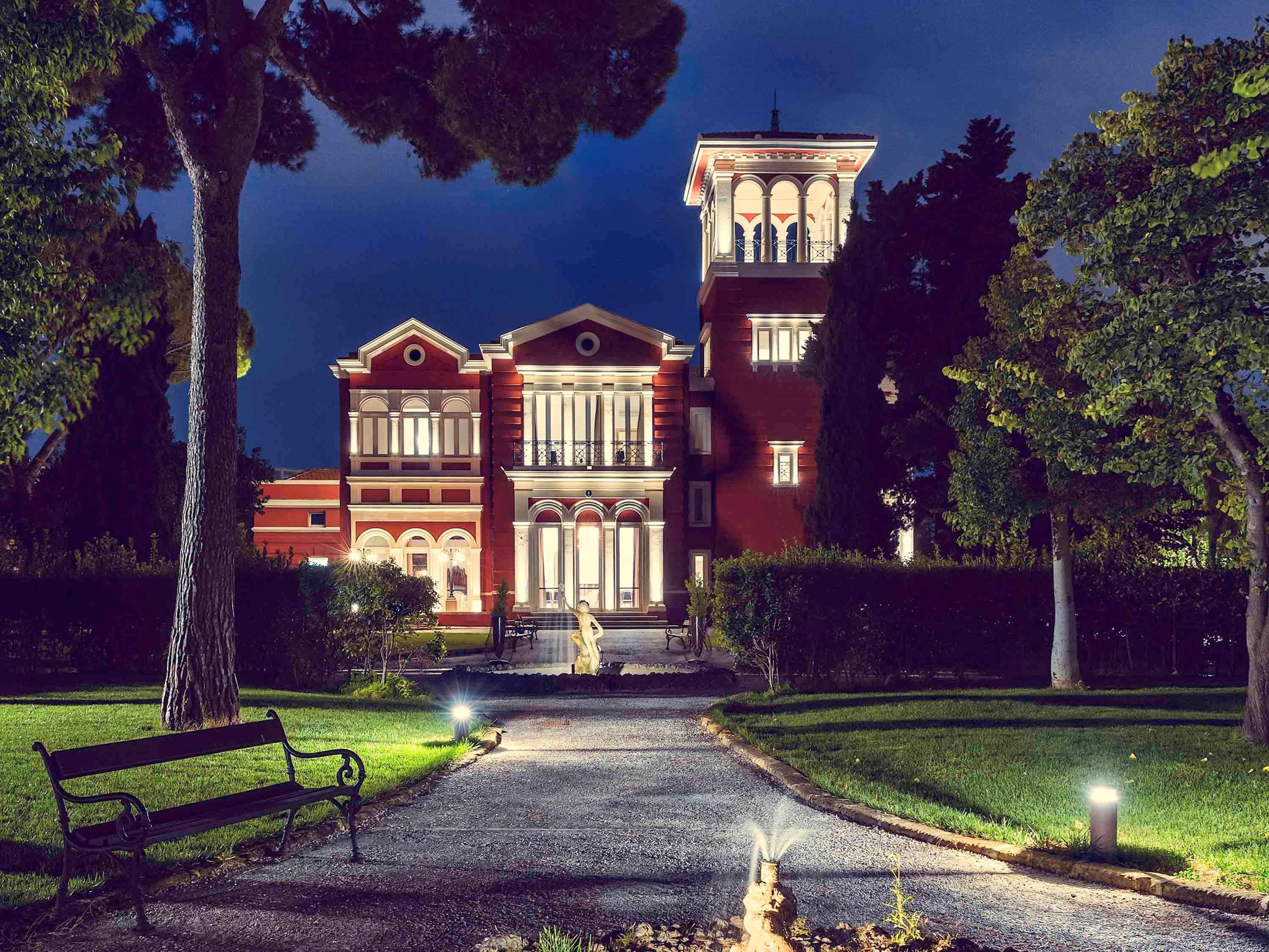 Mercure Villa Romanazzi Carducci Bari Esterno foto